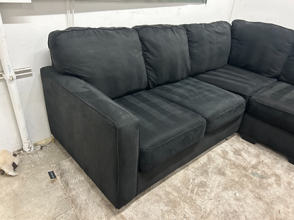Beautiful Refurbished 🧼 Ashley's Sectional Couch - Delivery Available!