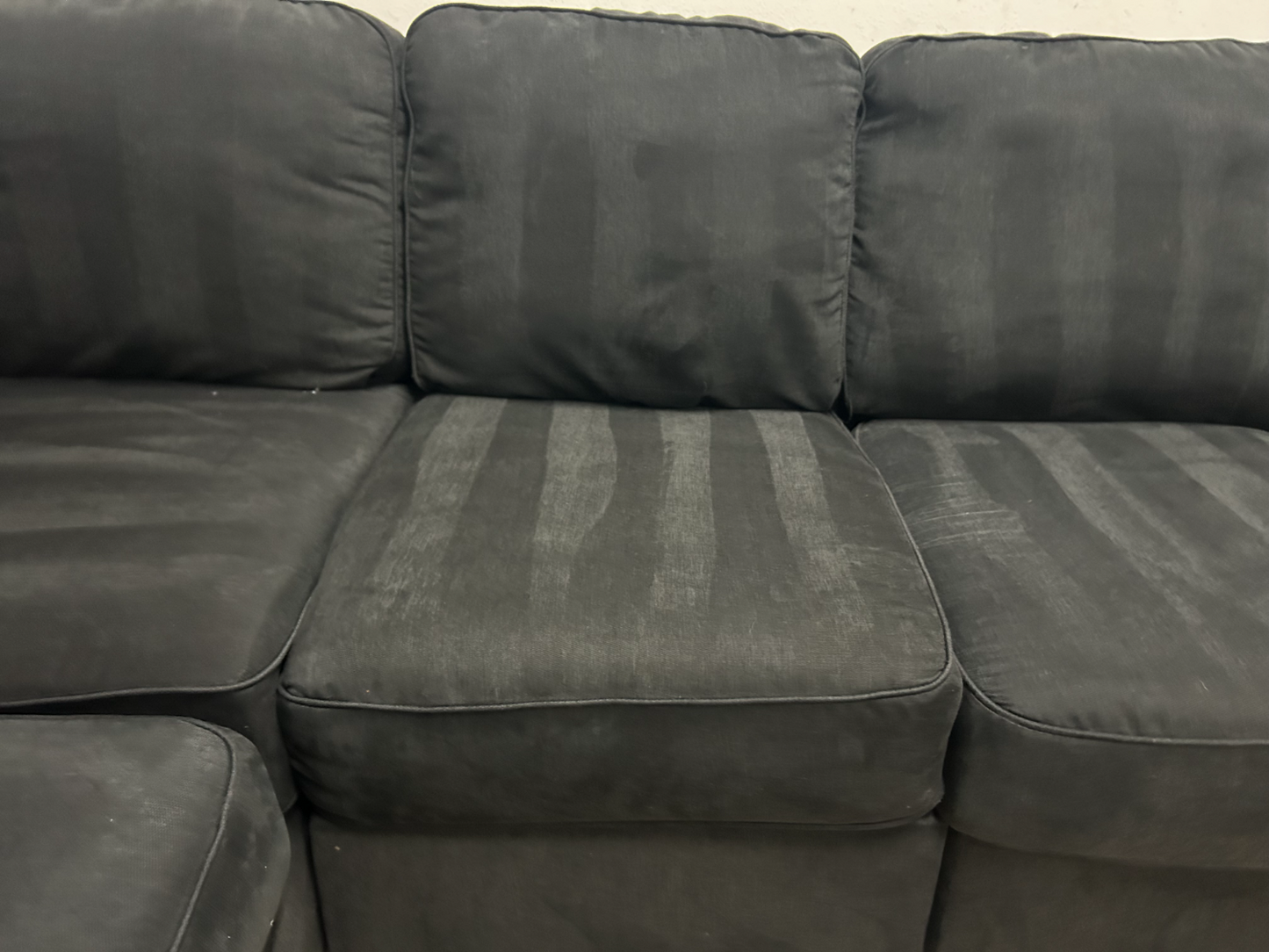 Beautiful Refurbished 🧼 Ashley's Sectional Couch - Delivery Available!