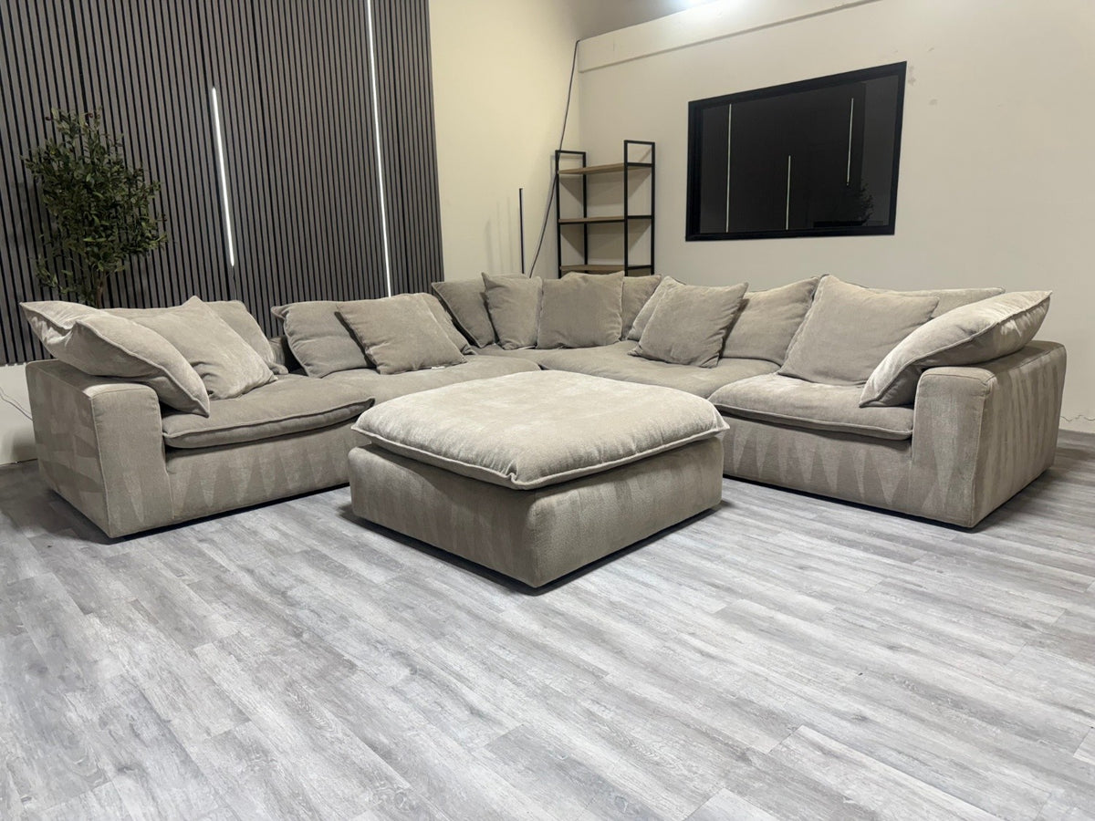 Aiden & Ivy Sereen 6 Piece Modular Sofa