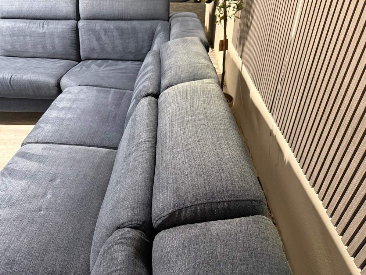 Millie Reclining 5 Piece Sectional - Adjustable Headrests