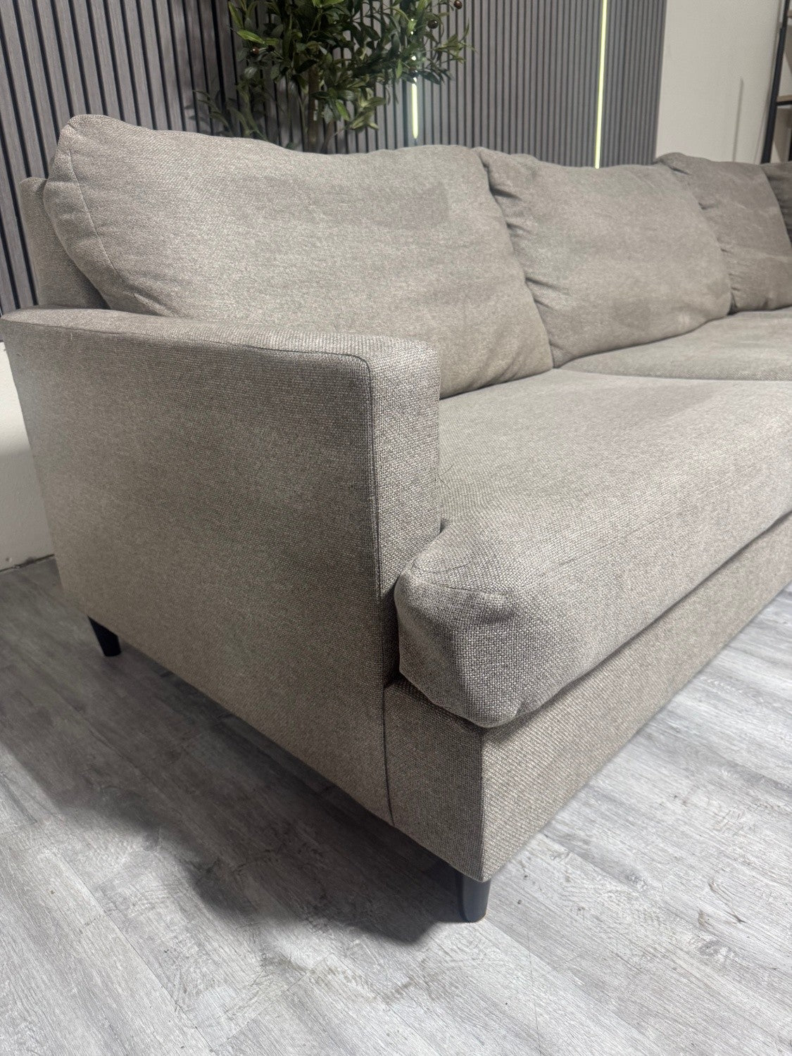 60% OFF Santasia Sectional Sofa with Chaise  –  Certified Clean + Free OC Delivery