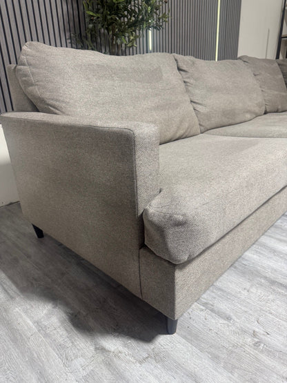 60% OFF Santasia Sectional Sofa with Chaise  –  Certified Clean + Free OC Delivery