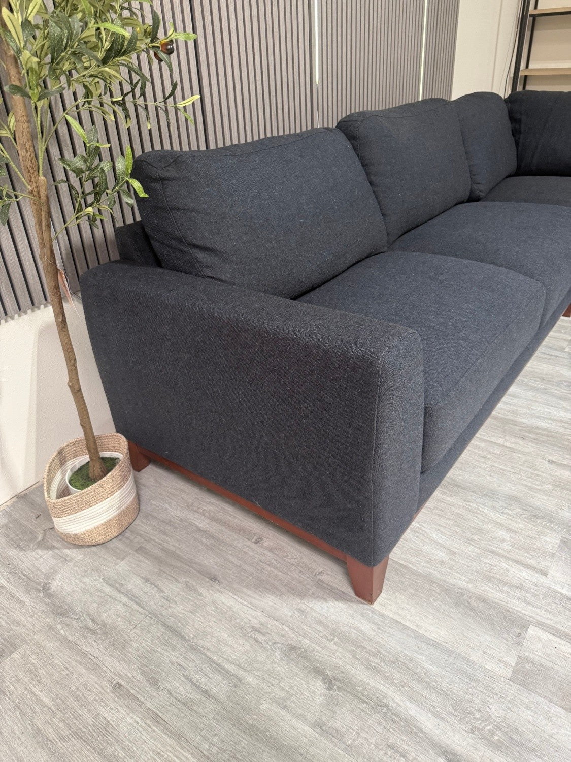 60% OFF  Living Spaces Amherst Sectional Sofa –  Certified Clean + Free OC Delivery